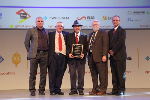 clip_image007.jpg http://pkunews.pku.edu.cn/xwzh/attachement/jpg/site2/20180418/484d7eb258891c413ee73a.jpg